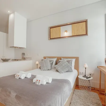 Apartment Flores Premium By Homing