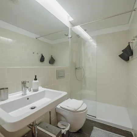 Apartment Flores Premium By Homing Porto