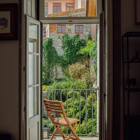 Flores Premium By Homing Porto